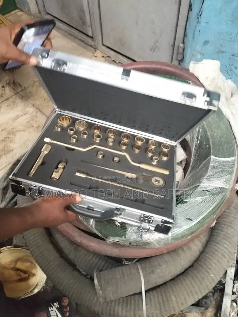 Set of Brass Socket