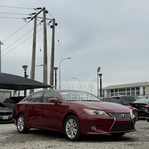 Lexus ES 2014 Red