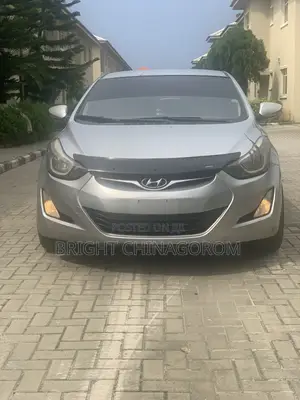 Hyundai Elantra SE 4dr Sedan (1.8L 4cyl 6A) 2014 Silver