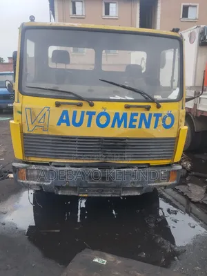 814 Benz Truck