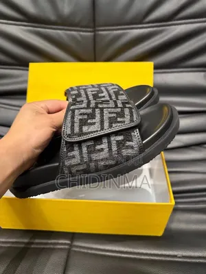 Slippers Palms