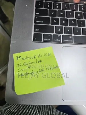 Laptop Apple MacBook Pro 2020 32GB Intel Core i9 SSD 1T