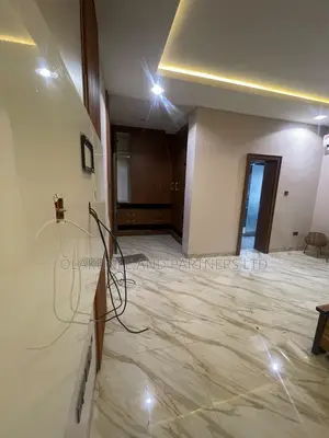 4bdrm Duplex in River Park Estate, FHA for rent