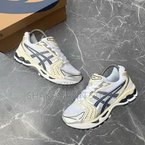 Original Asics White and Blue Runner