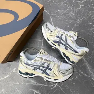 Original Asics White and Blue Runner
