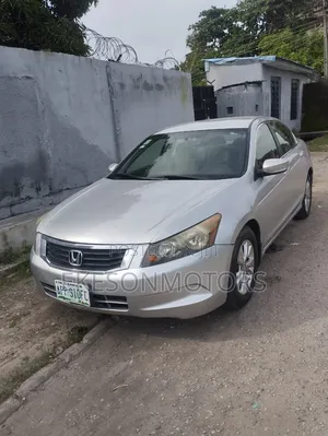 Honda Accord 2.0 i-VTEC Automatic 2009 Silver