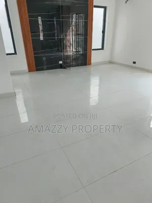 5bdrm Mansion in Orchid Road, Ikota for sale