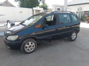 Opel Zafira 2005 Blue