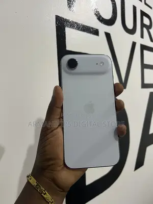 Apple iPhone Air 256 GB Blue