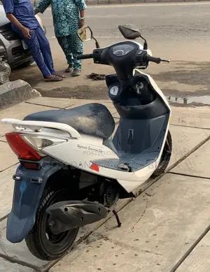 SYM Symnh 2019 White