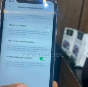 Apple iPhone 11 64 GB White