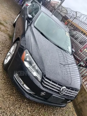 Volkswagen Passat TDI SE 4dr Sedan (2.0L 4cyl Turbodiesel 6M) 2014