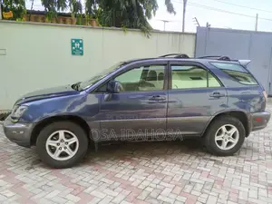 Lexus RX 2000 Blue