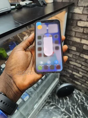 Apple iPhone 12 64 GB Black