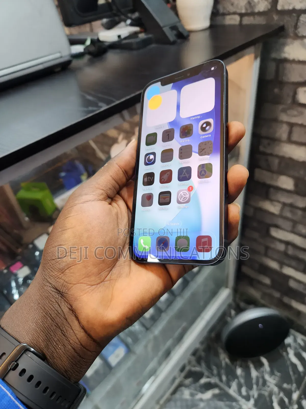 Apple iPhone 12 64 GB Black