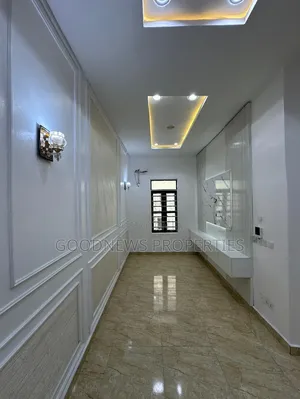 5bdrm Mansion in Orchid Road, Ikota for sale