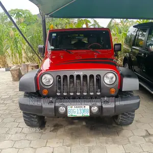 Jeep Wrangler 2010 Red