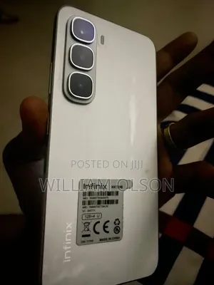 Infinix Hot 60i 128 GB Silver