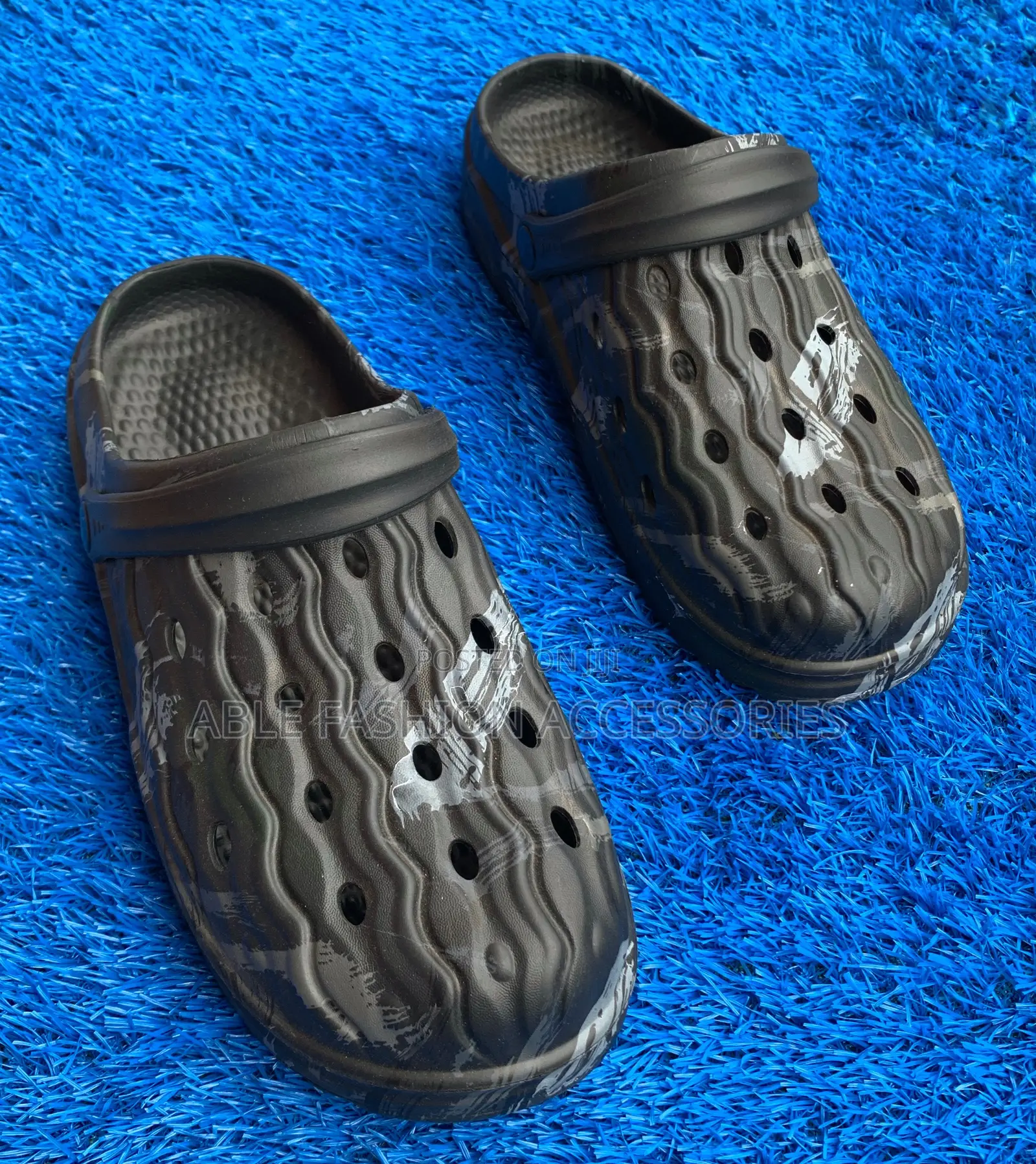 Men Comfy Crocs