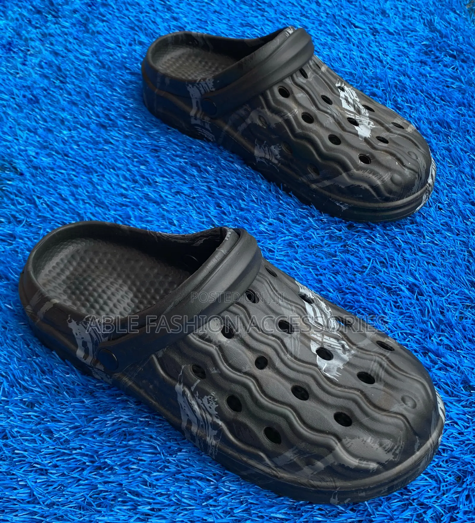Men Comfy Crocs