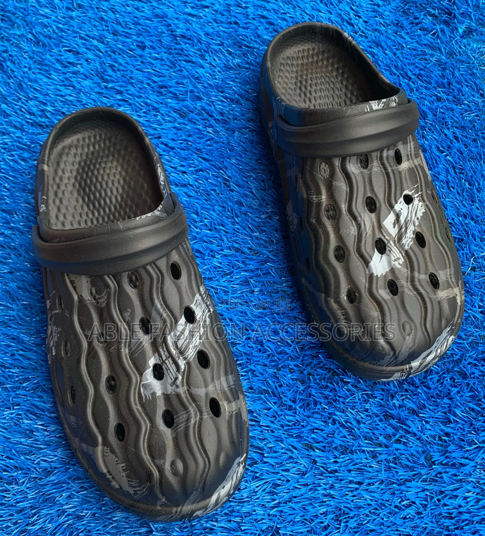 Men Comfy Crocs