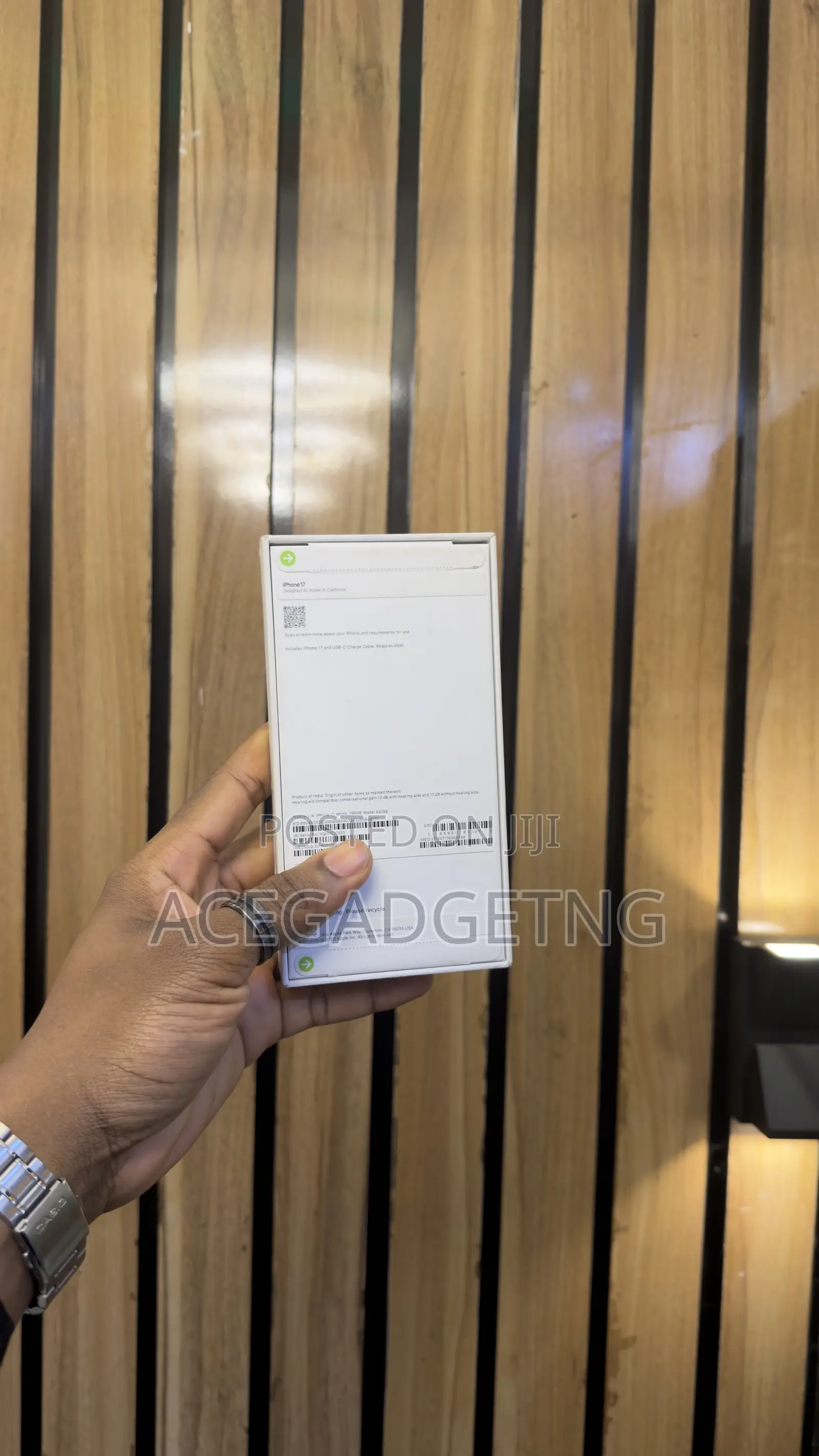 New Apple iPhone 17 256 GB White