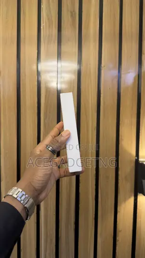 New Apple iPhone 17 256 GB White