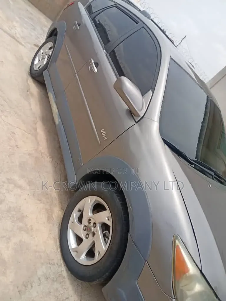 Pontiac Vibe Automatic 2004 Gray
