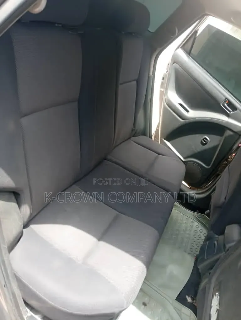 Pontiac Vibe Automatic 2004 Gray