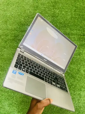 Laptop Acer Aspire 7 12GB Intel Core i7 SSD 256GB