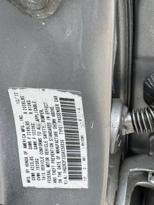 Honda Accord LX 4dr Sedan FWD (2.4L 4cyl 2A) 2013 Silver