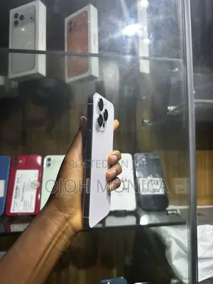 Apple iPhone 16 Pro Max 256 GB White