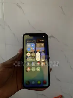 Apple iPhone 11 64 GB White