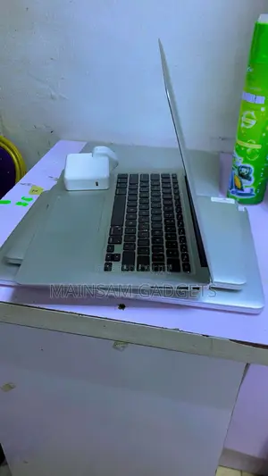 Laptop Apple MacBook Air 2017 8GB Intel Core i5 SSD 256GB