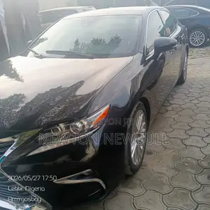 Lexus ES 2018 Black