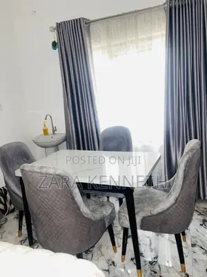 Neatly Used 4 Seater Dining Set. Just as Brand New