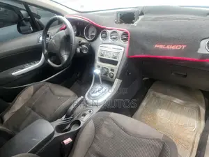 Peugeot 308 2010 Silver