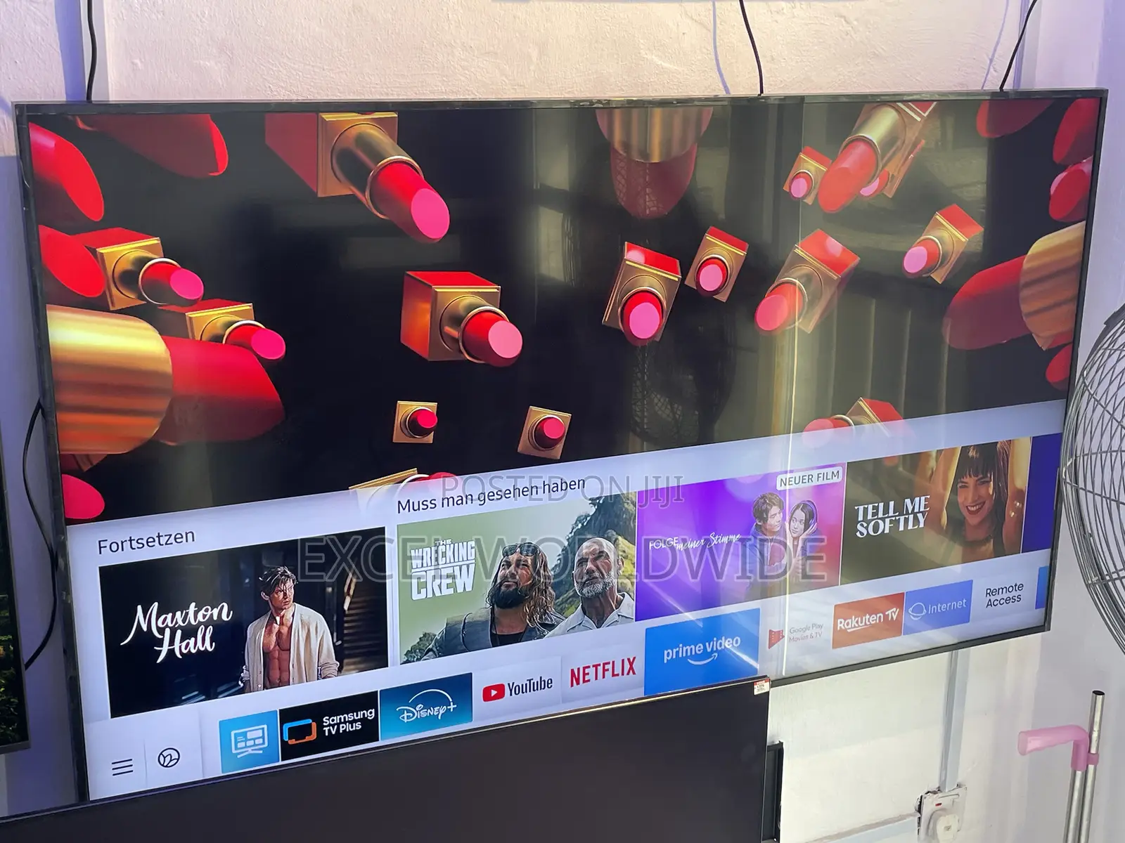 65”Samsung Qled Smart TV With Ai-Upscaling Resolution.