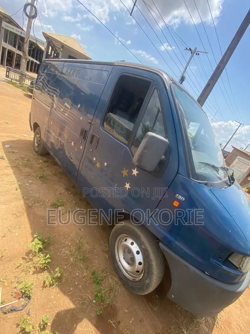 Fiat Ducato 2005 Blue