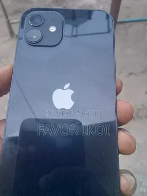 Apple iPhone 12 64 GB Black