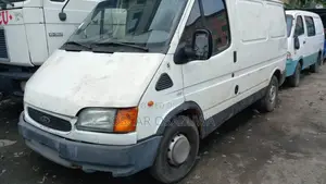 Ford E350 2006 White