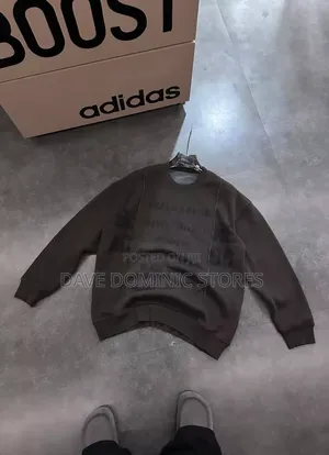 Thick Sweat Top