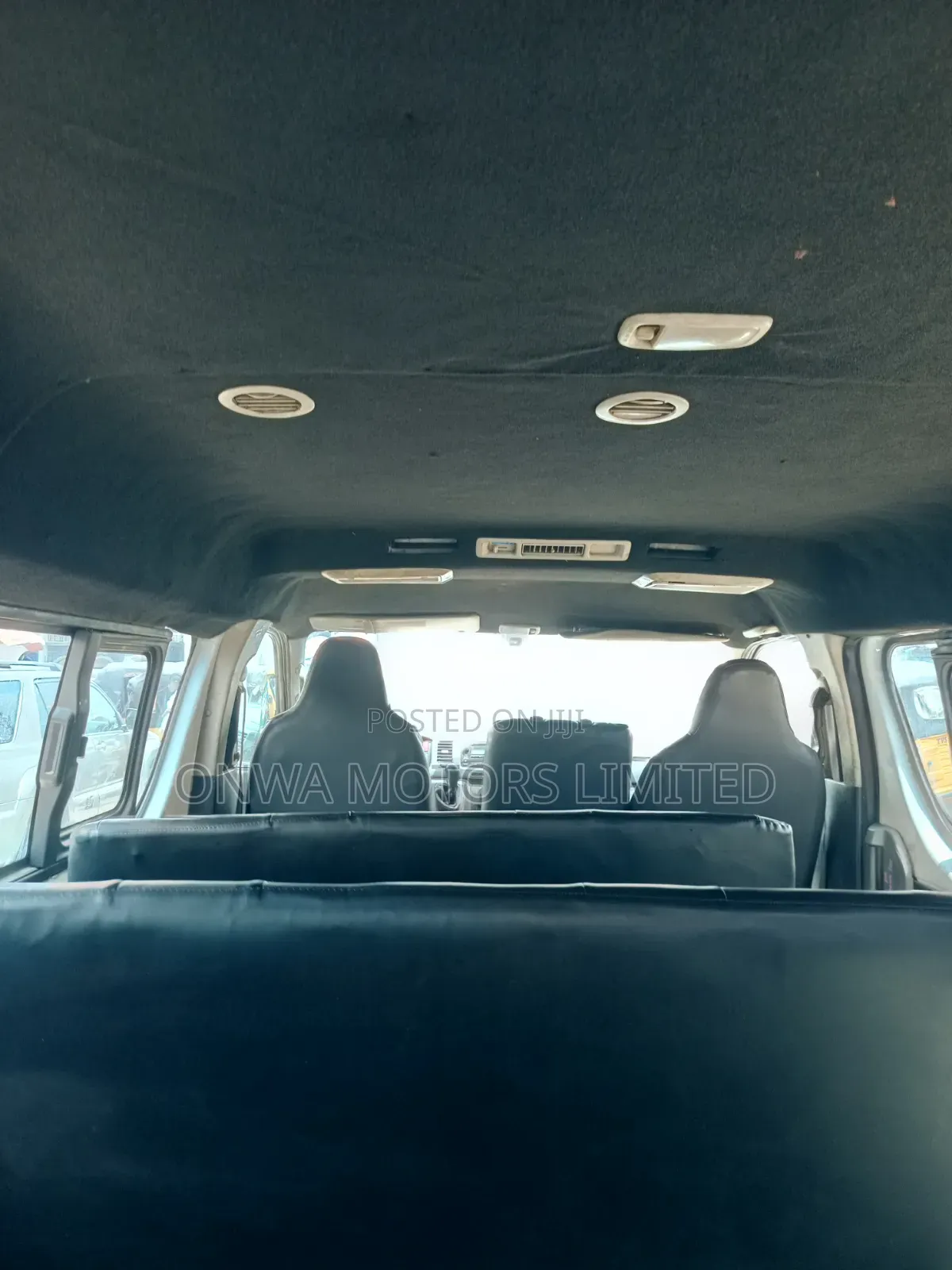 Toyota HiAce 2012 White