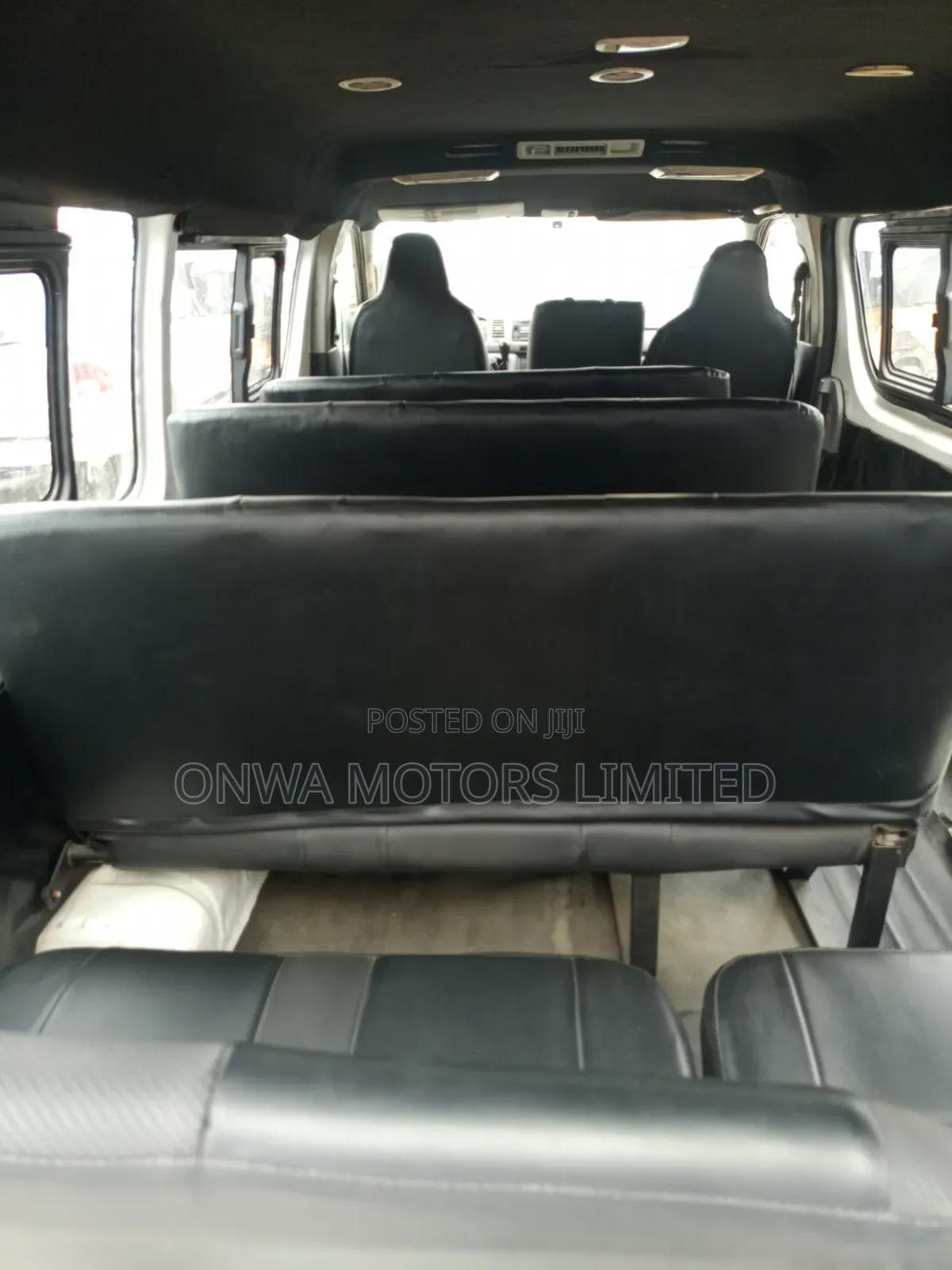 Toyota HiAce 2012 White