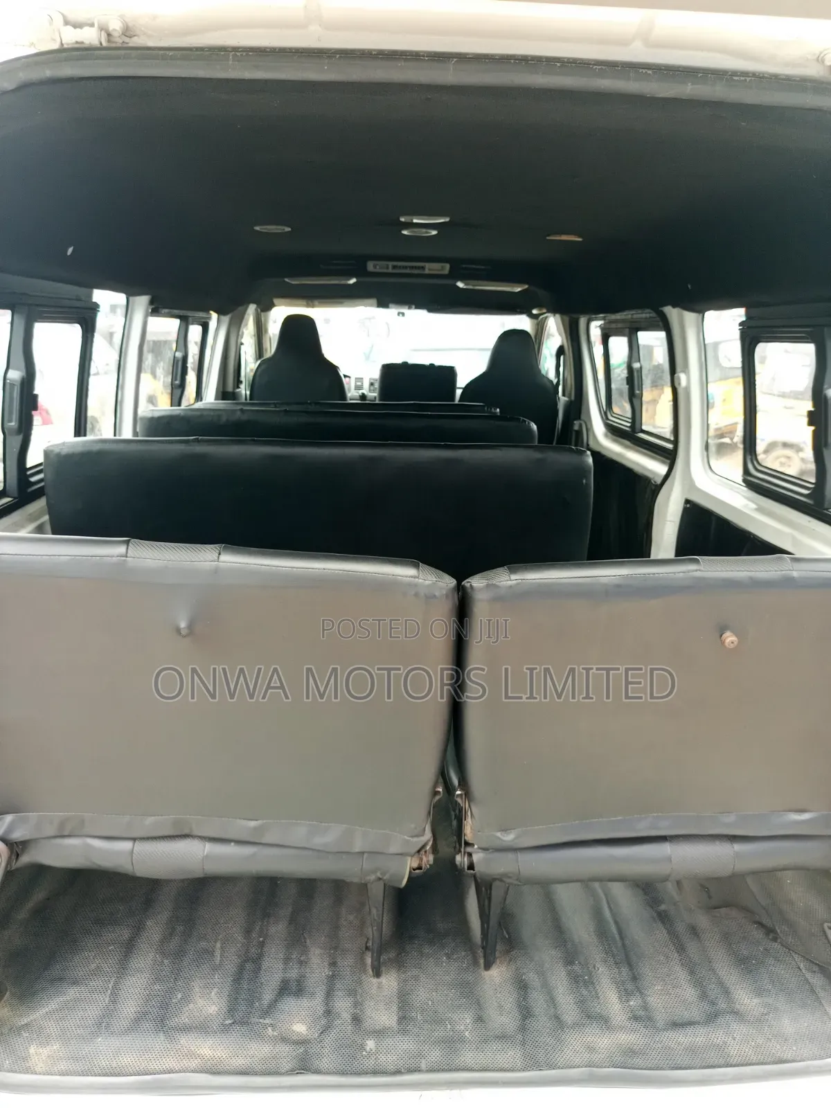 Toyota HiAce 2012 White