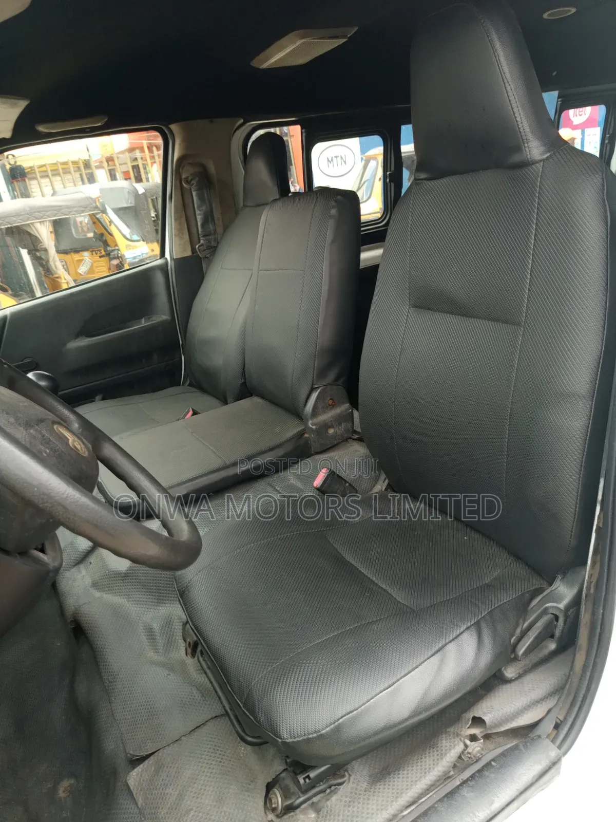 Toyota HiAce 2012 White