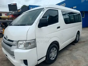 Toyota HiAce 2012 White