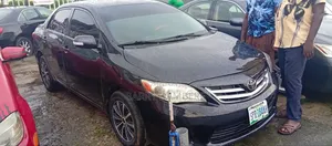 Toyota Corolla 2013 Black