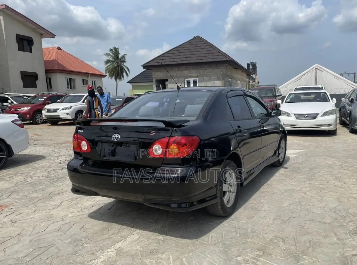 Toyota Corolla 2007 Black