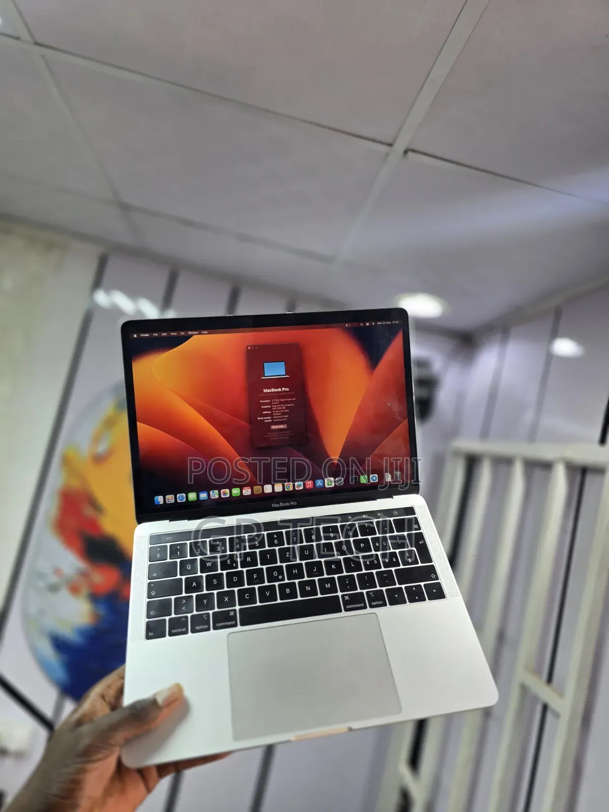 Laptop Apple MacBook Pro 2018 16GB Intel Core i7 SSD 1T